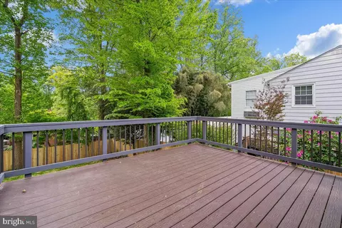 Exterior - 4000 Adams Dr, Silver Spring, MD 20902 photo 3 of 4