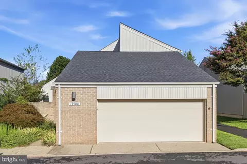 19108 Rhodes Way, Montgomery Village, MD 20886
