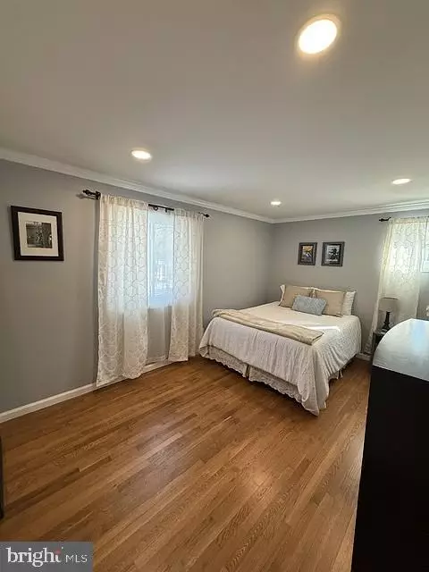 Bedroom - 1219 Downs Dr, Silver Spring, MD 20904 photo 4 of 5