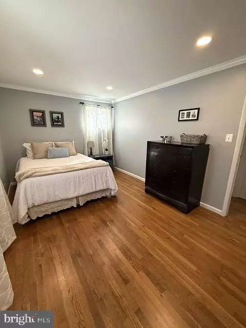 Bedroom - 1219 Downs Dr, Silver Spring, MD 20904 photo 3 of 5