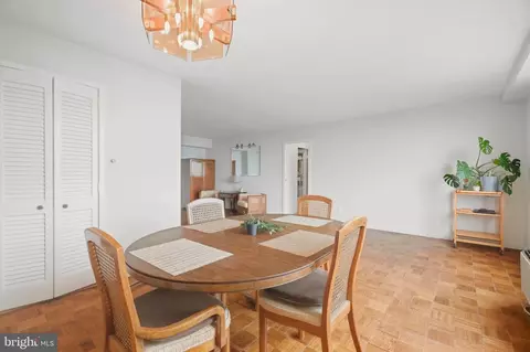 Dining - 9701 Fields Rd #1705, Gaithersburg, MD 20878 photo 4 of 5