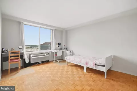 Bedroom - 9701 Fields Rd #1705, Gaithersburg, MD 20878 photo 1 of 5