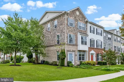 Exterior - 13235 Guilford Run Ln, Silver Spring, MD 20904 photo 3 of 7