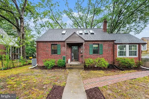 6711 Conway Ave, Takoma Park, MD 20912