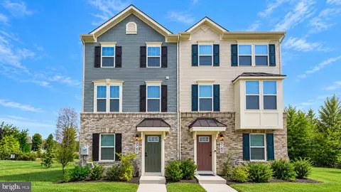 9747 Tall Oaks Rd, Montgomery Village, MD 20886