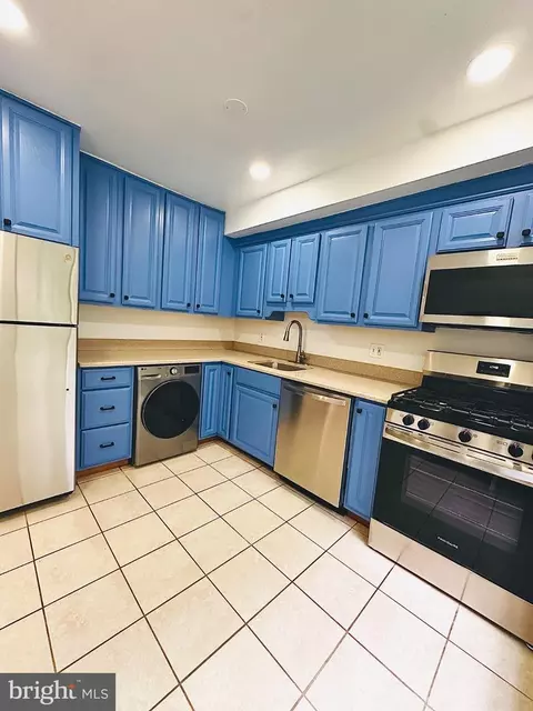 Kitchen - 3914 Bel Pre Rd #4, Silver Spring, MD 20906 photo 3 of 5