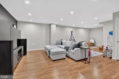 Other - 9 Richview Ct, Potomac, MD 20854 photo 8 of 16