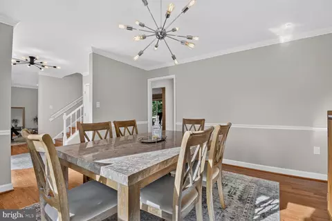 Dining - 9 Richview Ct, Potomac, MD 20854 photo 2 of 4