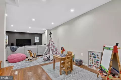 Other - 9 Richview Ct, Potomac, MD 20854 photo 9 of 16