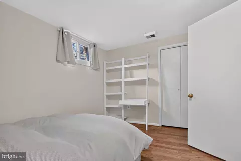 Bedroom - 9 Richview Ct, Potomac, MD 20854 photo 9 of 9