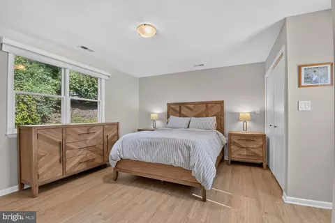 Bedroom - 9 Richview Ct, Potomac, MD 20854 photo 1 of 9