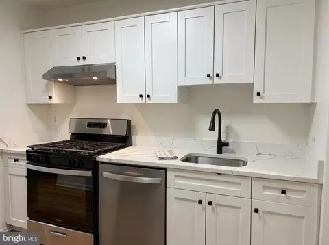 19419 Brassie Pl #304, Montgomery Village, MD 20886