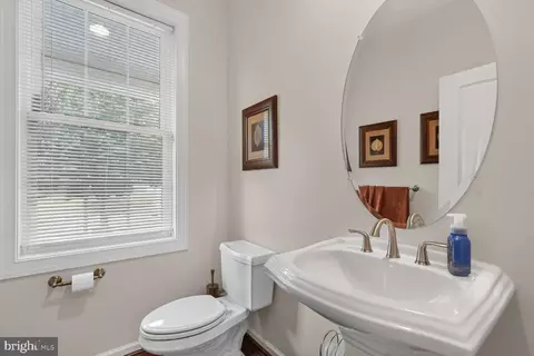 Entry Way - 13776 Night Sky Dr, Silver Spring, MD 20906 photo 3 of 4