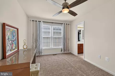 Bedroom - 13776 Night Sky Dr, Silver Spring, MD 20906 photo 3 of 5