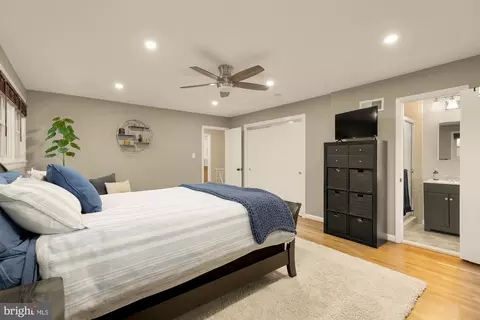 Bedroom - 1024 Devere Dr, Silver Spring, MD 20903 photo 2 of 6