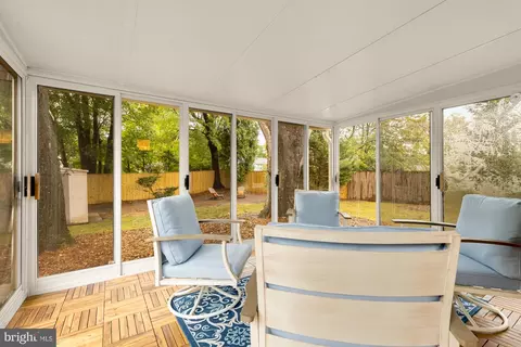 Exterior - 1024 Devere Dr, Silver Spring, MD 20903 photo 5 of 9