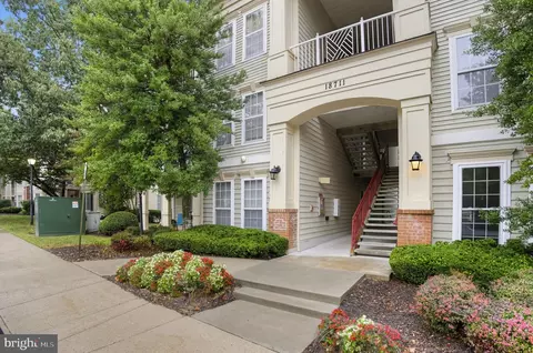 18711 Sparkling Water Dr #F, Germantown, MD 20874