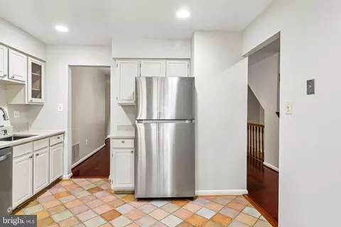 Entry Way - 3027 Mozart Dr, Silver Spring, MD 20904 photo 3 of 5