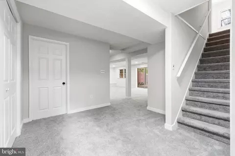 Entry Way - 28405 Honeysuckle Dr, Damascus, MD 20872 photo 6 of 6