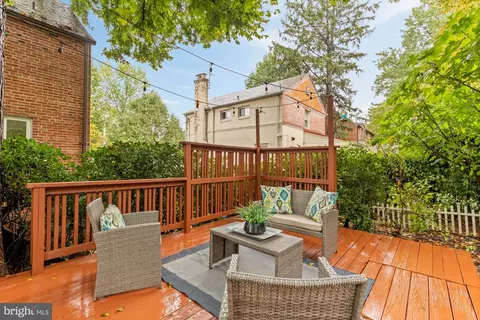 Exterior - 8410 Cedar St, Silver Spring, MD 20910 photo 5 of 11