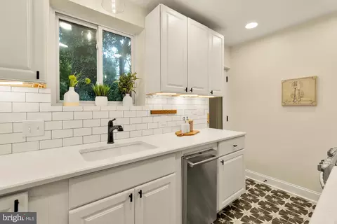 Kitchen - 8410 Cedar St, Silver Spring, MD 20910 photo 2 of 3