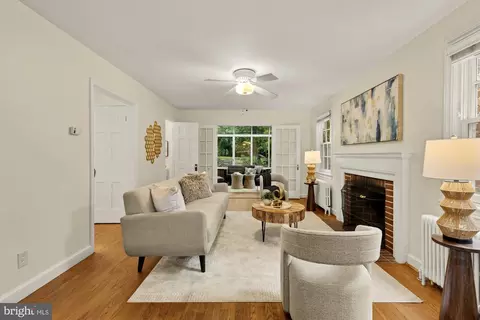 Living - 8410 Cedar St, Silver Spring, MD 20910 photo 1 of 3