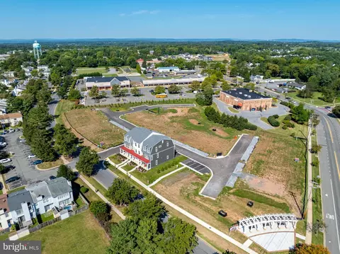 View/Area - 102 Allen Ln, Poolesville, MD 20837 photo 4 of 13