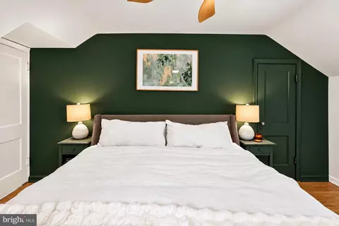Bedroom - 301 Pinewood Ave, Silver Spring, MD 20901 photo 2 of 9