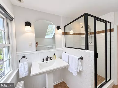 Bath - 301 Pinewood Ave, Silver Spring, MD 20901 photo 1 of 5