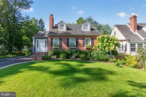 Exterior - 301 Pinewood Ave, Silver Spring, MD 20901 photo 2 of 8