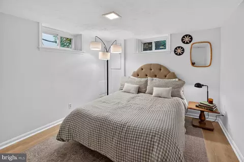 Bedroom - 301 Pinewood Ave, Silver Spring, MD 20901 photo 4 of 9