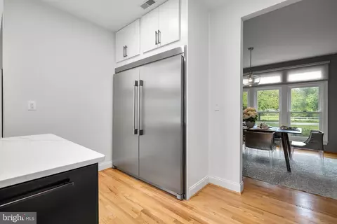 Entry Way - 2109 Link Rd, Silver Spring, MD 20905 photo 3 of 6