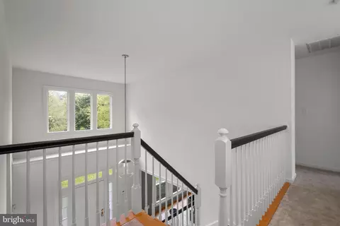 Entry Way - 2109 Link Rd, Silver Spring, MD 20905 photo 6 of 6