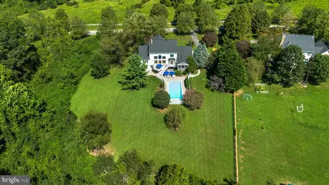 View/Area - 2109 Link Rd, Silver Spring, MD 20905 photo 2 of 10