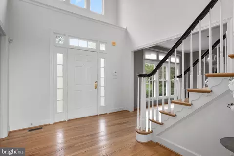 Entry Way - 2109 Link Rd, Silver Spring, MD 20905 photo 2 of 6