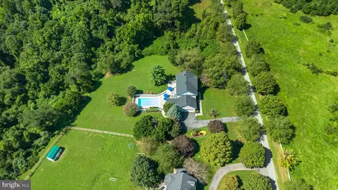 View/Area - 2109 Link Rd, Silver Spring, MD 20905 photo 4 of 10
