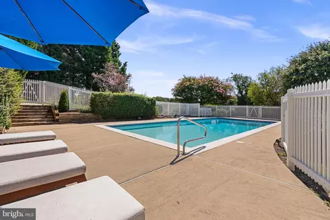 Exterior - 2109 Link Rd, Silver Spring, MD 20905 photo 10 of 12