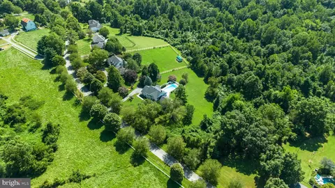 View/Area - 2109 Link Rd, Silver Spring, MD 20905 photo 9 of 10