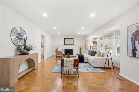 Living - 13821 Bethpage Ln, Silver Spring, MD 20906 photo 1 of 3