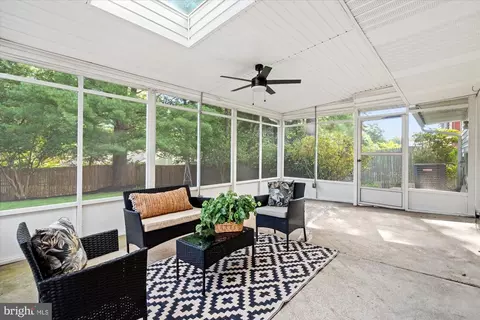 Exterior - 13821 Bethpage Ln, Silver Spring, MD 20906 photo 2 of 8