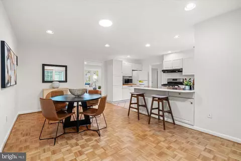 Dining - 13821 Bethpage Ln, Silver Spring, MD 20906 photo 3 of 4