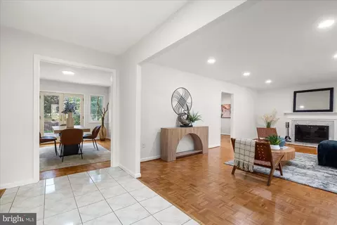 Entry Way - 13821 Bethpage Ln, Silver Spring, MD 20906 photo 1 of 1