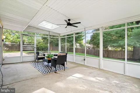 Exterior - 13821 Bethpage Ln, Silver Spring, MD 20906 photo 4 of 8
