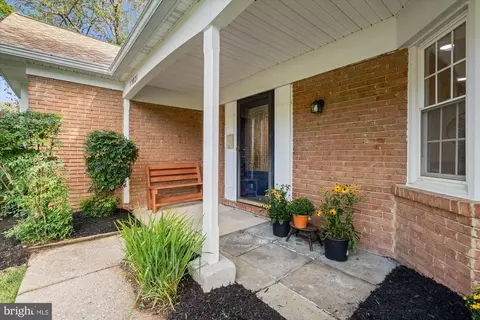 Exterior - 13821 Bethpage Ln, Silver Spring, MD 20906 photo 1 of 8