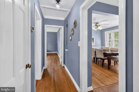Entry Way - 2326 Fairland Rd, Silver Spring, MD 20904 photo 1 of 4