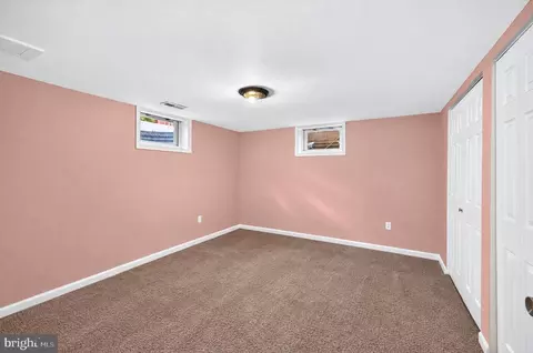 Bedroom - 2326 Fairland Rd, Silver Spring, MD 20904 photo 3 of 6