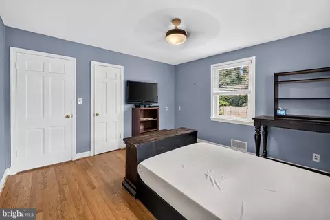 Bedroom - 2326 Fairland Rd, Silver Spring, MD 20904 photo 2 of 6