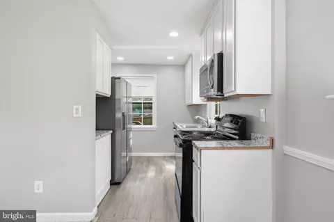 Entry Way - 11703 Broadview Rd, Silver Spring, MD 20902 photo 4 of 11