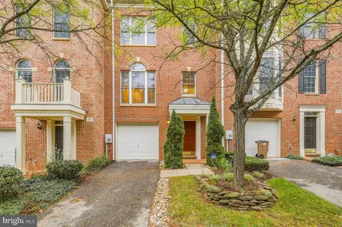 109 Wootton Oaks Ct, Rockville, MD 20852