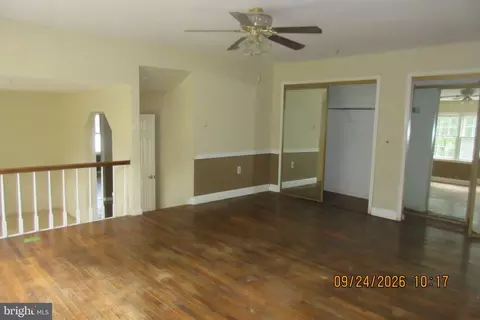 Entry Way - 15905 Narrows Ter, Silver Spring, MD 20906 photo 4 of 6